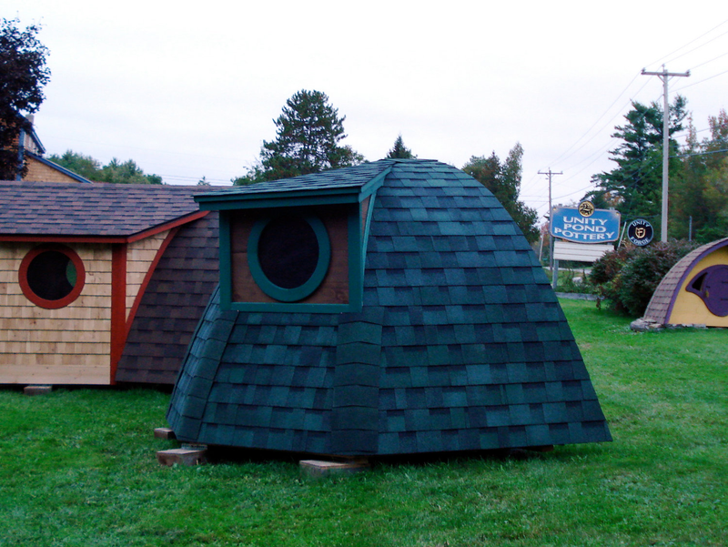 Illustration for article titled For $3000, you too can live in a Hobbit hole